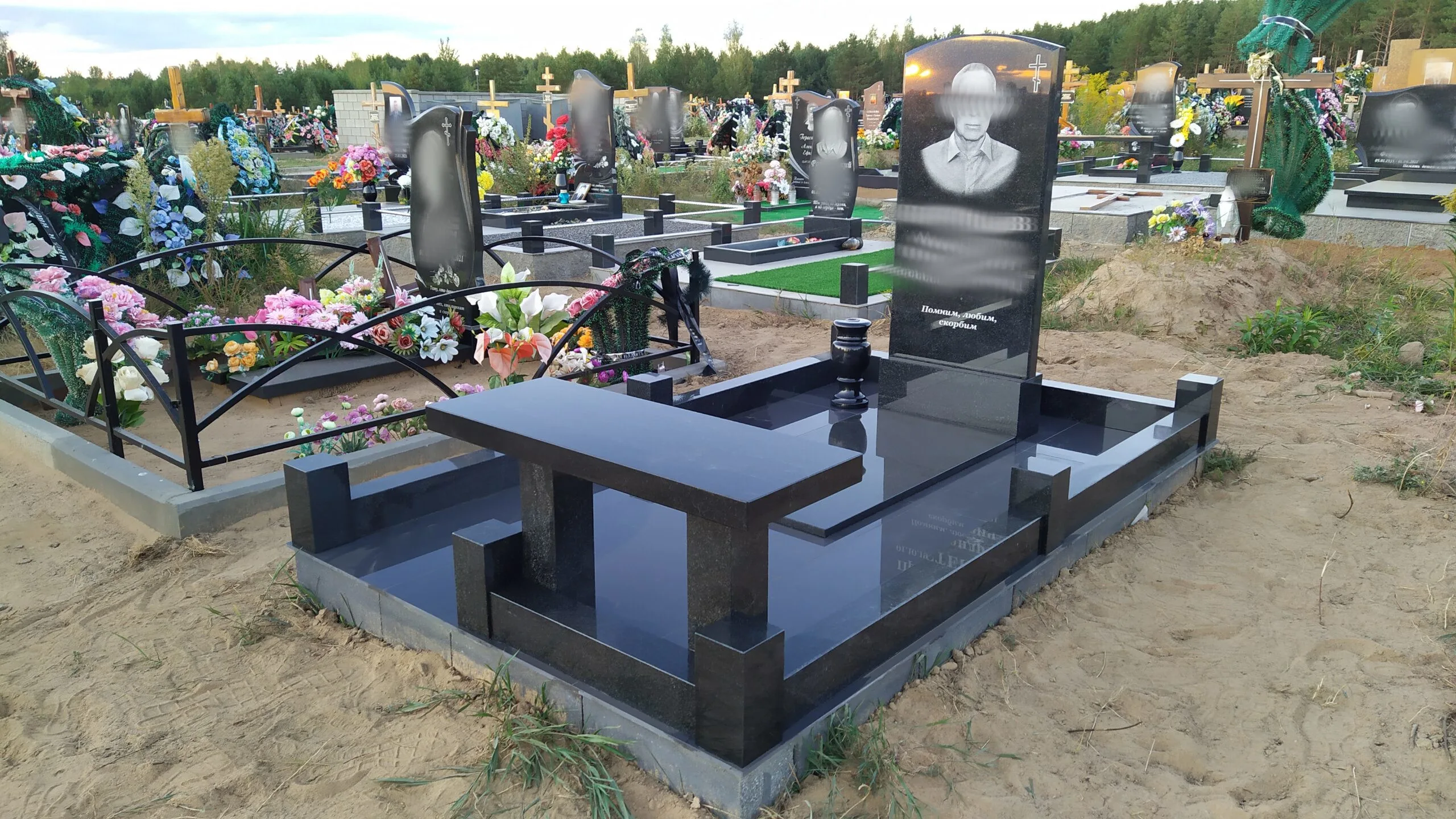 Комплексная организация похорон: полное руководство